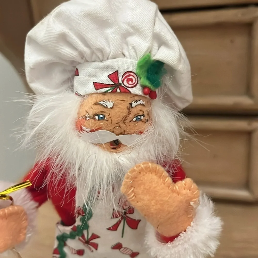 Annalee Santa Chef Christmas Holding Lollipop Chef Hat 2018